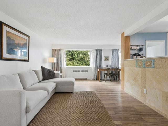 Apartment for sale in Vancouver, Vancouver West, 207 2494 Cornwall Avenue, 263156023 | Realtylink.org