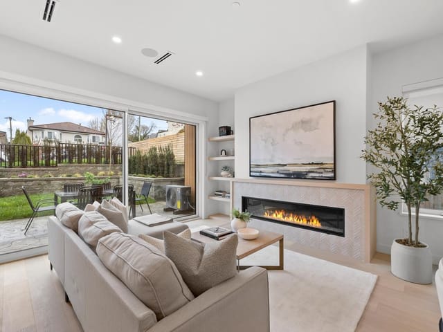 1/2 Duplex for sale in Vancouver, Vancouver East, 1 727 E 31st Avenue, 263156081 | Realtylink.org