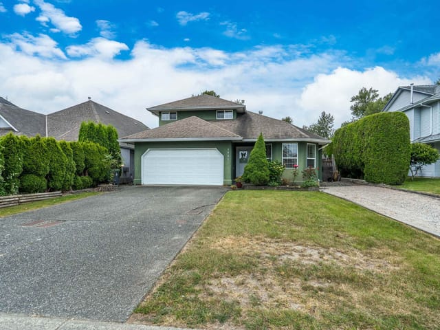House for sale in Surrey, Cloverdale, 5821 188 Street, 263156096 | Realtylink.org