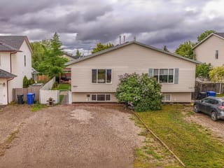 1/2 Duplex for sale in Fort St. John, Fort St. John, B 10307 90 Street, 263156139 | Realtylink.org