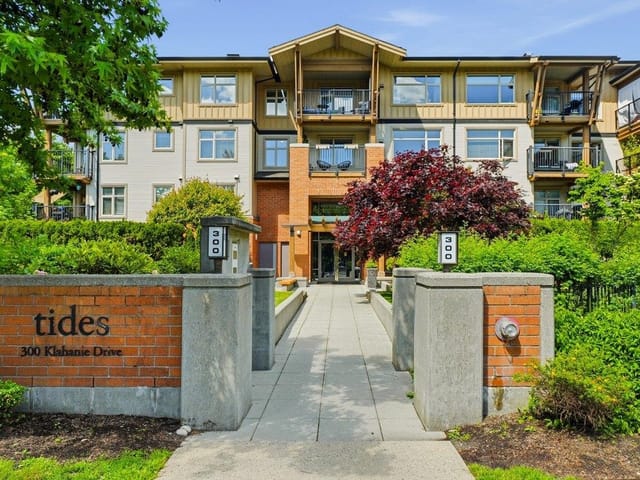 Apartment for sale in Port Moody, Port Moody, 311 300 Klahanie Drive, 263156203 | Realtylink.org