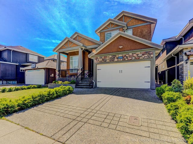 House for sale in Surrey, Surrey, 6629 127a Street, 263156248 | Realtylink.org