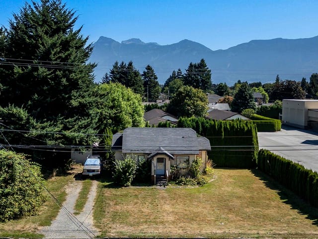 House for sale in Chilliwack, Chilliwack, 9438 Broadway Street, 263156277 | Realtylink.org