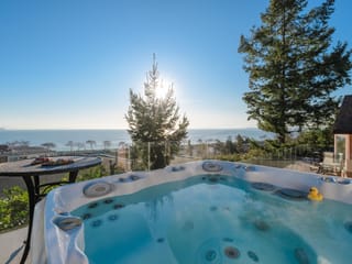 House for sale in White Rock, South Surrey White Rock, 14810 Prospect Avenue, 263156302 | Realtylink.org