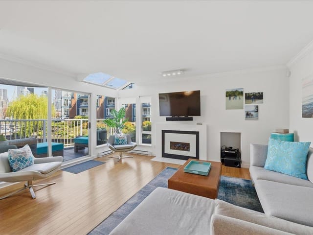 Townhouse for sale in Vancouver, Vancouver West, 1523 Mariner Walk, 263156464 | Realtylink.org