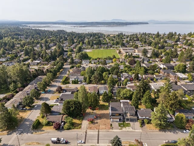 Lot for sale in White Rock, South Surrey White Rock, 15916 Russell Avenue, 263156555 | Realtylink.org