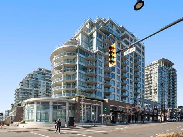 Apartment for sale in White Rock, South Surrey White Rock, 1001 1441 Johnston Road, 263156584 | Realtylink.org