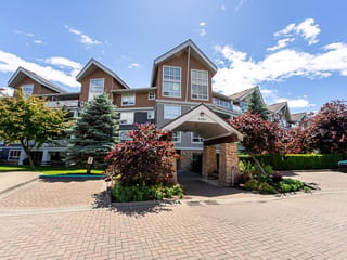 Apartment for sale in Surrey, Cloverdale, 106 6480 194 Street, 263156689 | Realtylink.org