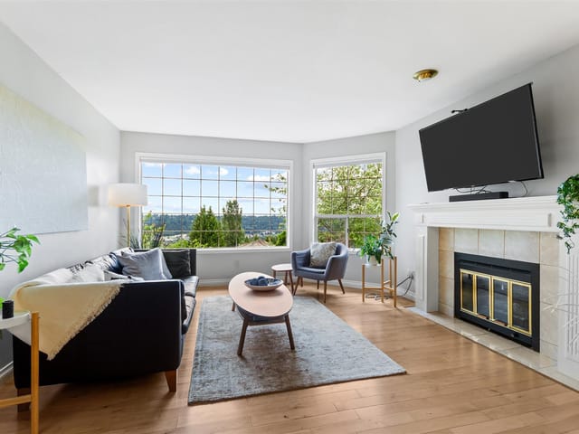 House for sale in Port Moody, Port Moody, 84 Ravine Drive, 263156705 | Realtylink.org