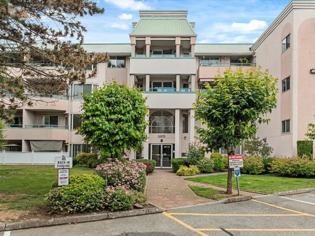 Apartment for sale in Abbotsford, Abbotsford, 231 33173 Old Yale Road, 263156709 | Realtylink.org