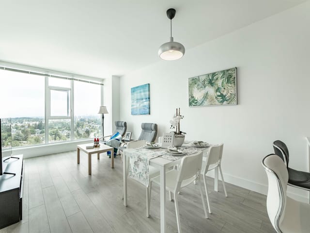Apartment for sale in Burnaby, Burnaby East, 1806 7388 Kingsway, 263156789 | Realtylink.org