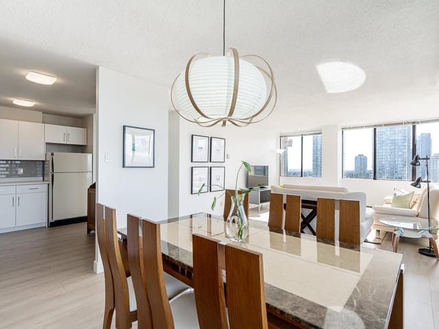 Apartment for sale in Burnaby, Burnaby South, 2106 6540 Burlington Avenue, 263156809 | Realtylink.org