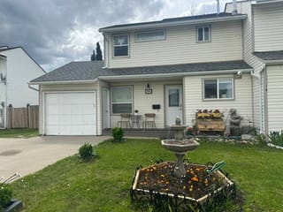 1/2 Duplex for sale in Fort St. John, Fort St. John, 10404 88a Street, 263156842 | Realtylink.org