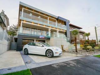 House for sale in White Rock, South Surrey White Rock, 15729 Cliff Avenue, 263156867 | Realtylink.org