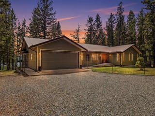 House for sale in 100 Mile House, 100 Mile House, 5042 Gloinnzun Drive, 263156882 | Realtylink.org
