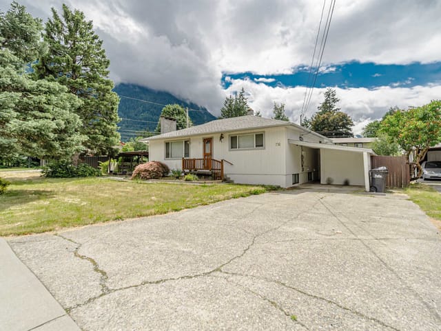 House for sale in Hope, Hope & Area, 776 7th Avenue, 263156930 | Realtylink.org