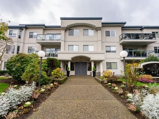 Apartment for sale in White Rock, South Surrey White Rock, 104 1441 Blackwood Street, 263156979 | Realtylink.org