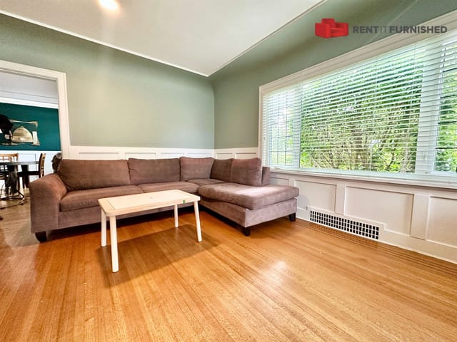 House for rent in Vancouver, New Westminster, 1522 8th Avenue, 263157020 | Realtylink.org