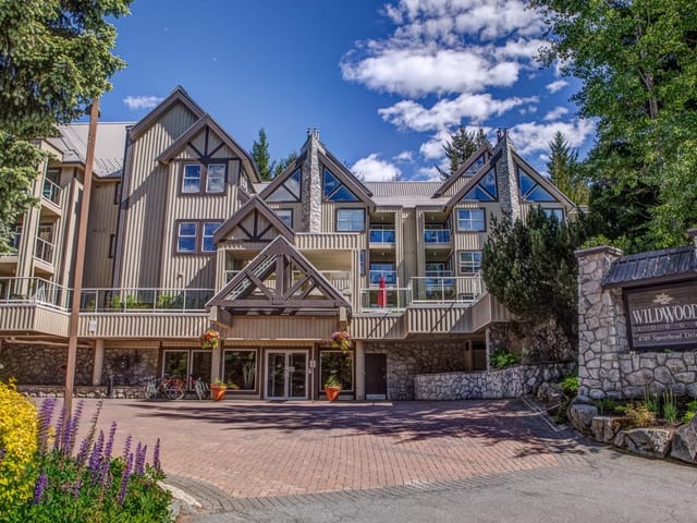 Apartment for sale in Whistler, Whistler, 207 4749 Spearhead Drive, 263157023 | Realtylink.org