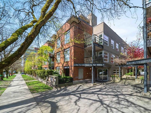 Apartment for sale in Vancouver, Vancouver West, 313 2181 W 12th Avenue, 263157026 | Realtylink.org