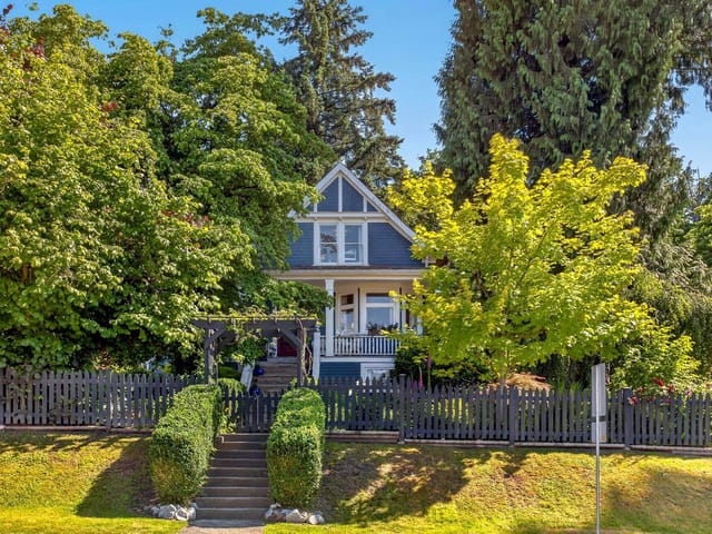 House for sale in Port Moody, Port Moody, 2201 St George Street, 263157062 | Realtylink.org