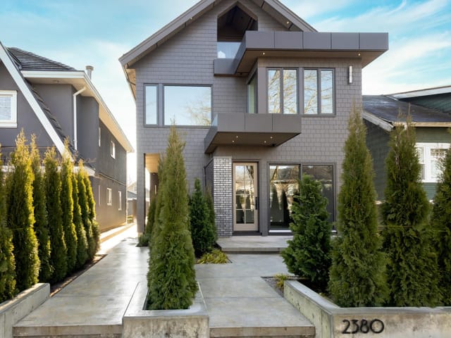 1/2 Duplex for sale in Vancouver, Vancouver East, 2380 E 5th Avenue, 263157111 | Realtylink.org
