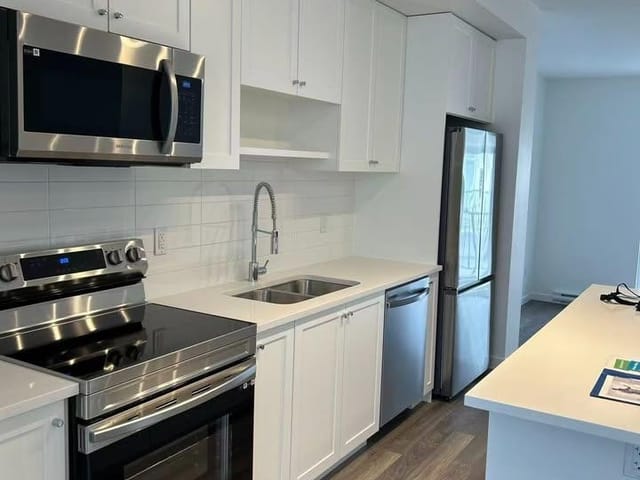 Townhouse for rent in Surrey, Surrey, 5x 15778 85 Avenue, 263157134 | Realtylink.org