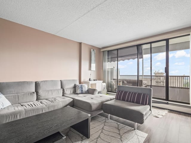Apartment for sale in Burnaby, Burnaby South, 1607 6595 Willingdon Avenue, 263157234 | Realtylink.org