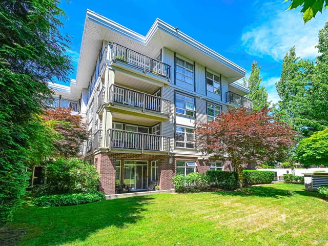 Apartment for sale in Surrey, South Surrey White Rock, 114 15168 19 Avenue, 263157539 | Realtylink.org