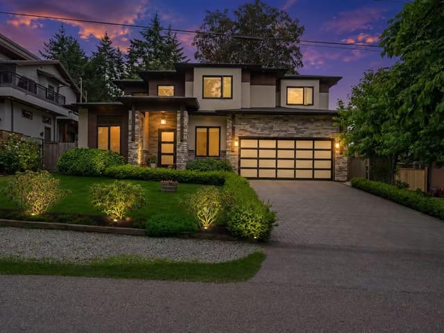 House for sale in Surrey, South Surrey White Rock, 12654 27a Avenue, 263157552 | Realtylink.org