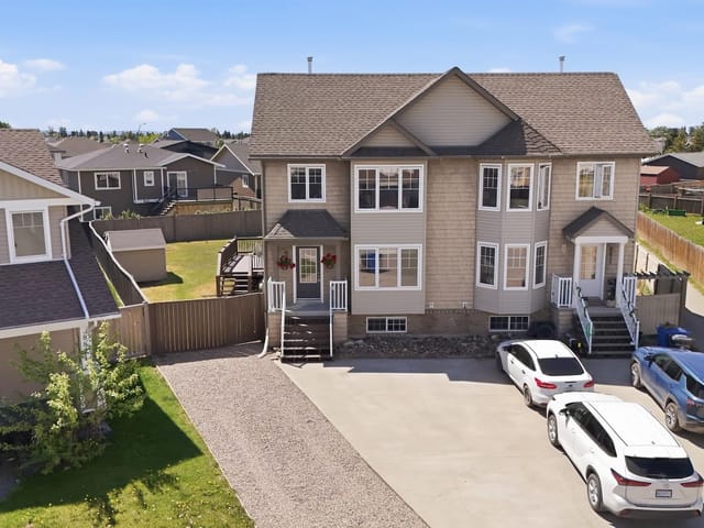 1/2 Duplex for sale in Fort St. John, Fort St. John, 8827 113 Avenue, 263157554 | Realtylink.org