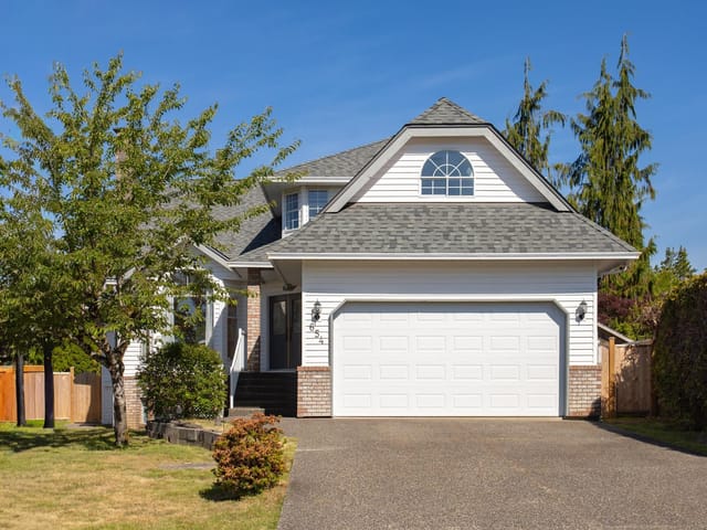 House for sale in Coquitlam, Coquitlam, 654 Walnut Place, 263157576 | Realtylink.org