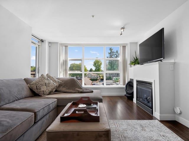 Apartment for sale in Burnaby, Burnaby North, 411 3255 Smith Avenue, 263157612 | Realtylink.org