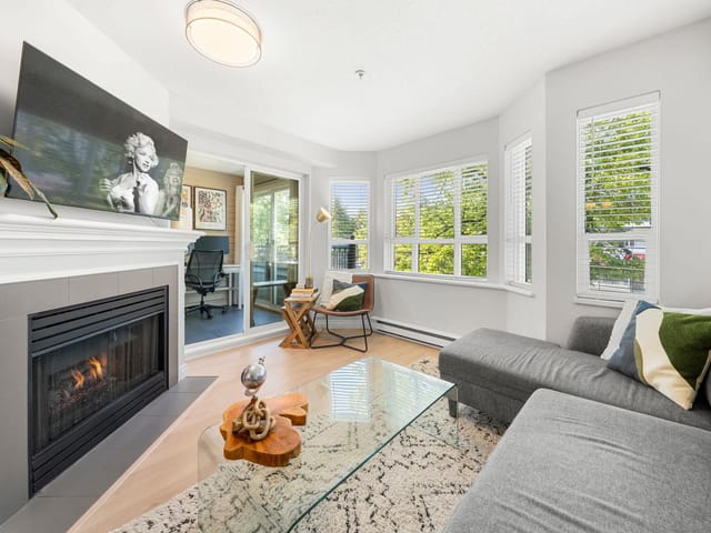 Apartment for sale in Vancouver, Vancouver West, 249 2565 W Broadway, 263157615 | Realtylink.org
