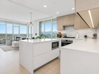 Apartment for sale in Burnaby, Burnaby North, 705 4168 Lougheed Highway, 263157730 | Realtylink.org