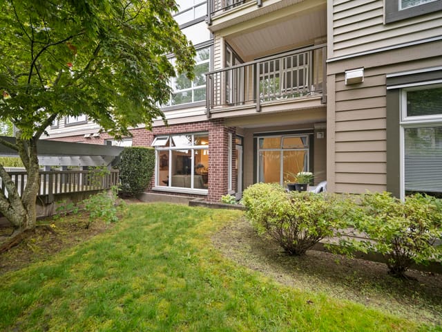 Apartment for sale in Surrey, South Surrey White Rock, 103 15168 19 Avenue, 263157808 | Realtylink.org