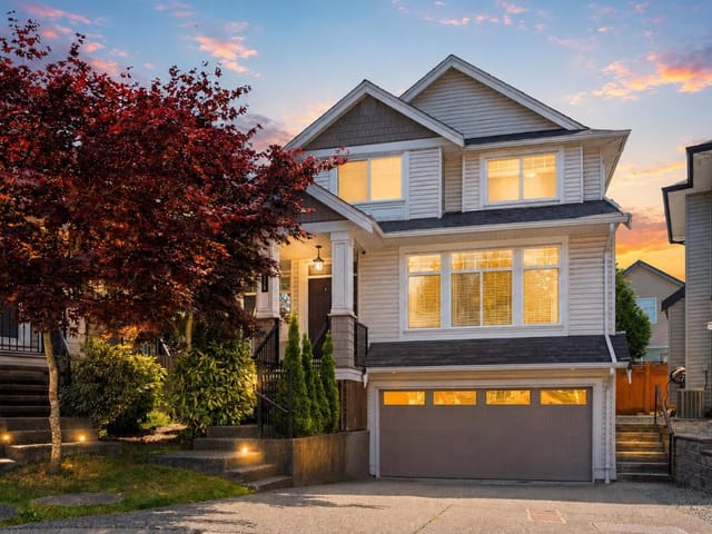 Townhouse for sale in Surrey, Surrey, 6071 145b Street, 263157868 | Realtylink.org