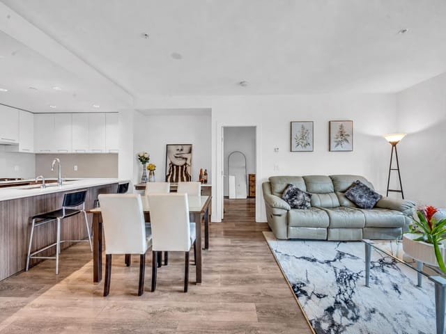 Apartment for sale in Vancouver, Vancouver East, 307 8580 River District Crossing, 263157944 | Realtylink.org