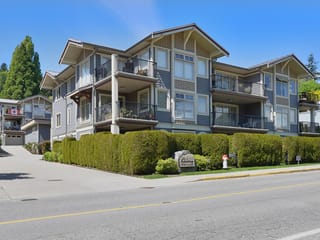 Apartment for sale in Gibsons, Sunshine Coast, 105 414 Gower Point Road, 263158081 | Realtylink.org
