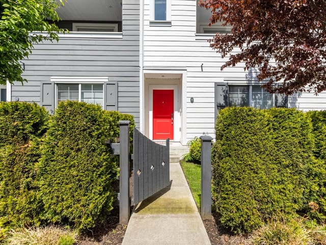 Townhouse for sale in Surrey, South Surrey White Rock, 26 16337 15 Avenue, 263158158 | Realtylink.org
