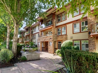 Apartment for sale in Surrey, South Surrey White Rock, 111 3355 Rosemary Heights Drive, 263158170 | Realtylink.org