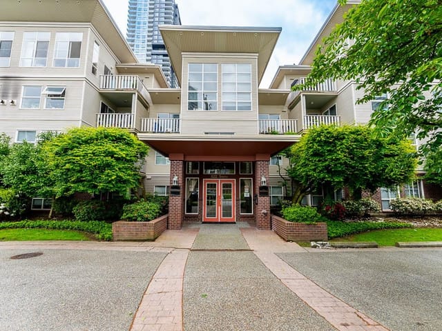 Apartment for sale in Coquitlam, Coquitlam, 108 522 Smith Avenue, 263158196 | Realtylink.org
