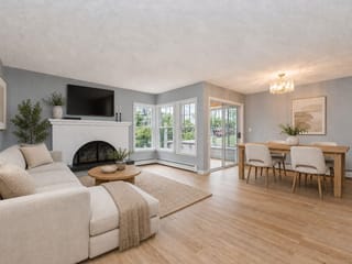 Apartment for sale in White Rock, South Surrey White Rock, 204 1390 Martin Street, 263158290 | Realtylink.org