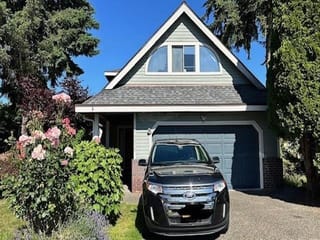 House for rent in Surrey, North Surrey, Upper 16375 Middleglen Place, 263158346 | Realtylink.org