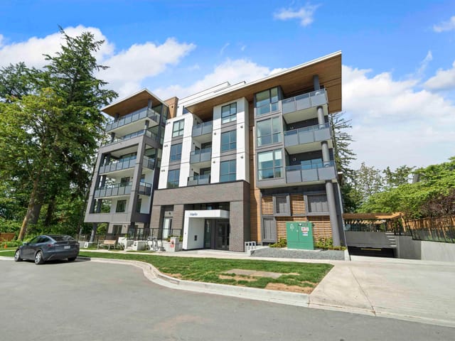 Apartment for sale in Surrey, Cloverdale, 206 6585 195a Street, 263158427 | Realtylink.org