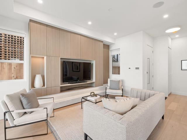 1/2 Duplex for sale in Vancouver, Vancouver East, 2 625 E 24th Avenue, 263158523 | Realtylink.org