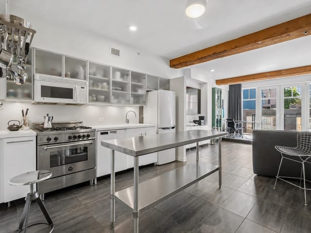 Apartment for sale in Vancouver, Vancouver West, 308 1275 Hamilton Street, 263158577 | Realtylink.org