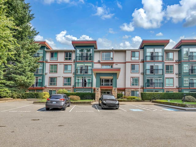 Apartment for sale in Abbotsford, Abbotsford, 312 33485 South Fraser Way, 263158631 | Realtylink.org