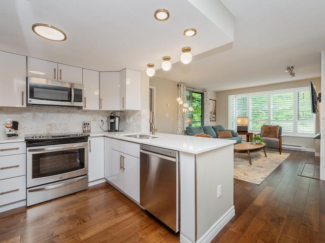 Apartment for sale in Port Moody, Port Moody, 304 220 Newport Drive, 263158648 | Realtylink.org