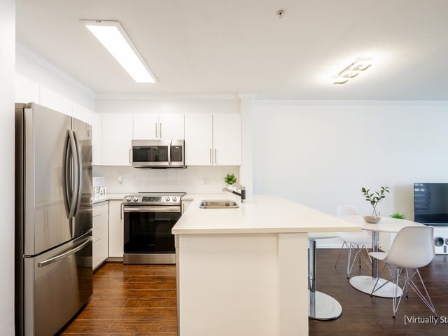 Apartment for sale in Port Moody, Port Moody, 204 260 Newport Drive, 263158748 | Realtylink.org